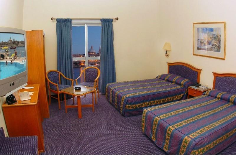 Fortina Spa Resort Sliema Oda fotoğraf A room at the hotel