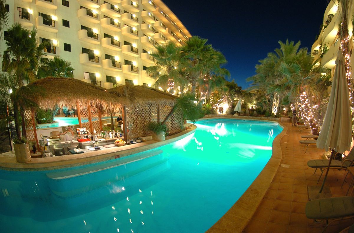 Fortina Spa Resort Sliema Dış mekan fotoğraf The pool at the Hilton Sharm El Sheikh