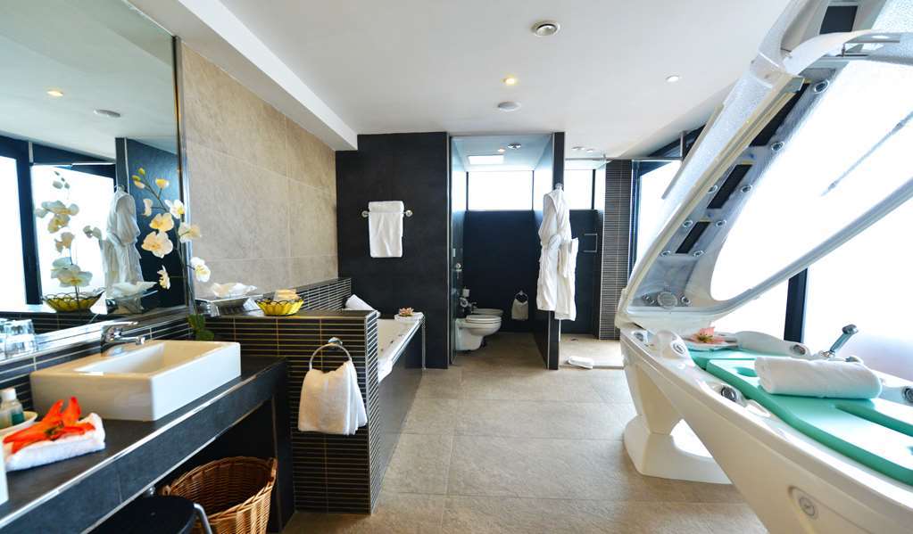 Fortina Spa Resort Sliema Dış mekan fotoğraf Bathroom