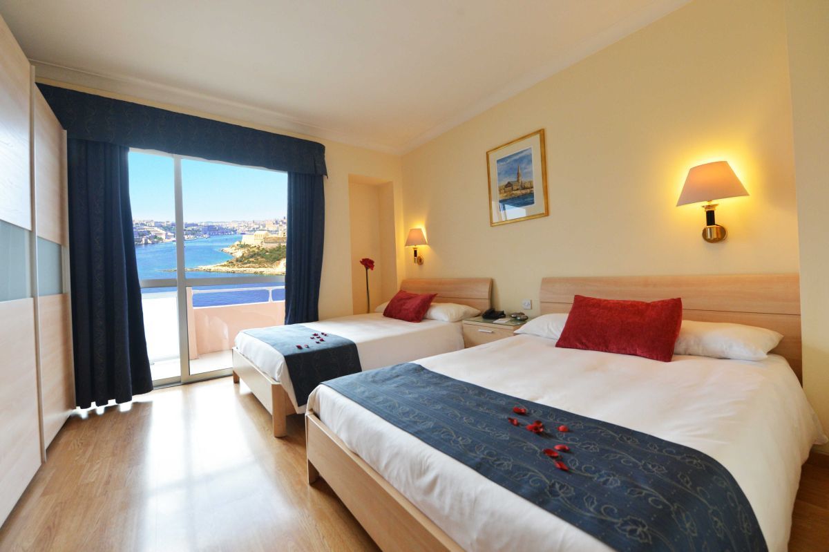 Fortina Spa Resort Sliema Dış mekan fotoğraf A typical hotel room
