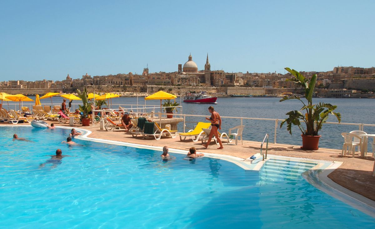 Fortina Spa Resort Sliema Dış mekan fotoğraf St Lucian's Pool