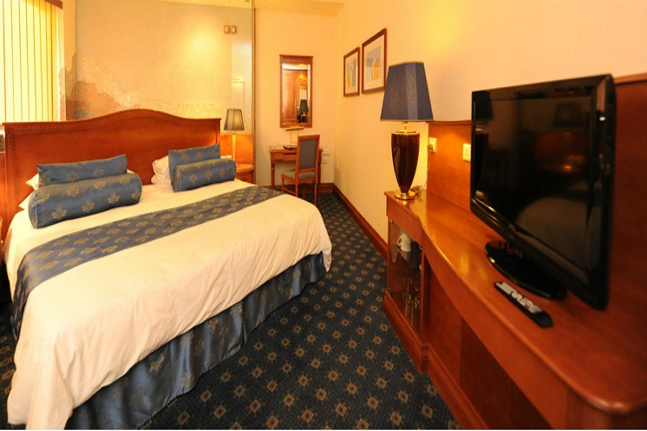 Fortina Spa Resort Sliema Dış mekan fotoğraf A room at the hotel